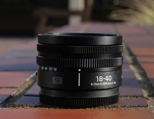 LUMIX S 18-40mm F4.5-6.3 reaches 120mm on the LUMIX S9