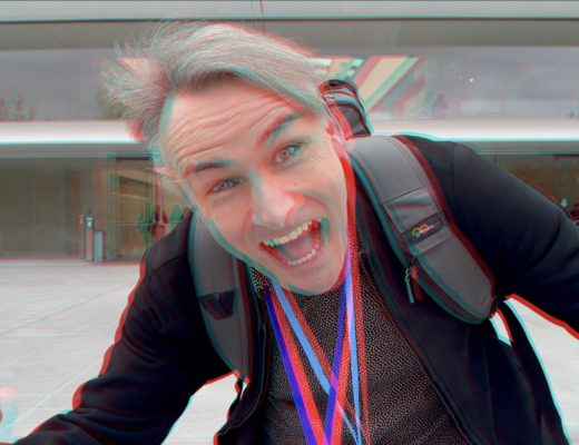 The author, excited, at Apple Park, in stereoscopic 3D